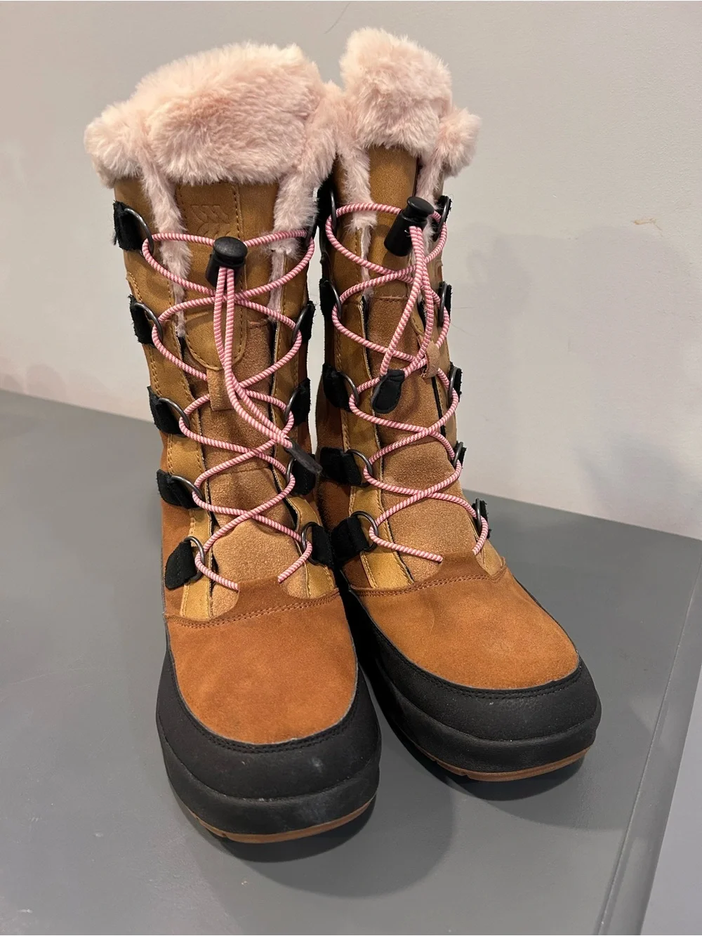 Girls size 5 Tan Suede Faux-Fur Winter Boot All in Motion